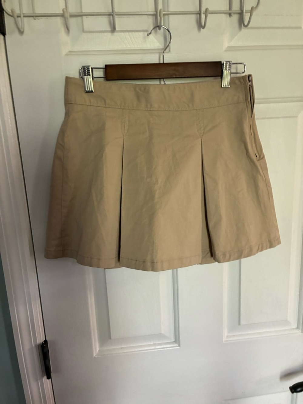 GAP Girls Khaki Pleated Skort